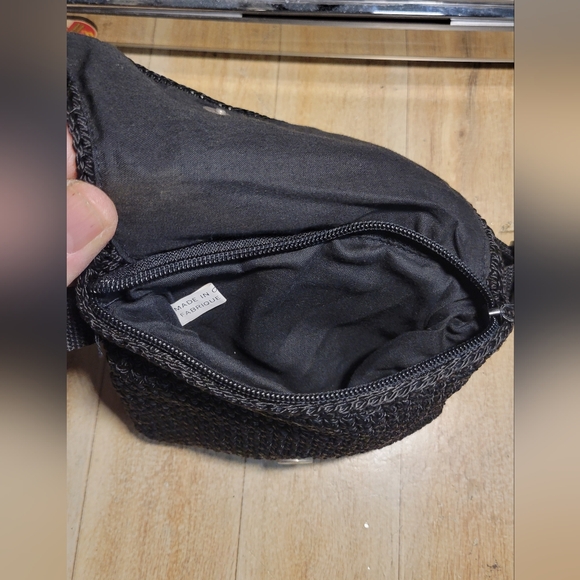 Fanny pack, woven and embroidered bag   or wallet. - Picture 5 of 7